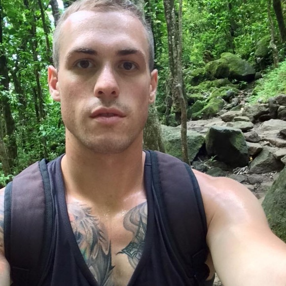 Meet your Posher, Matthew - Picture 5 of 5